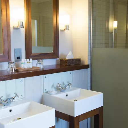 Du Vin & Bistro Szálloda 4*