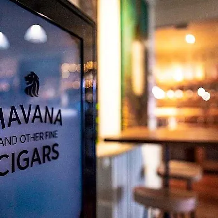 哈罗盖特小酒馆酒店 4* 哈罗盖特