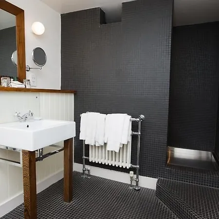 Hotel Du Vin & Bistro 4*