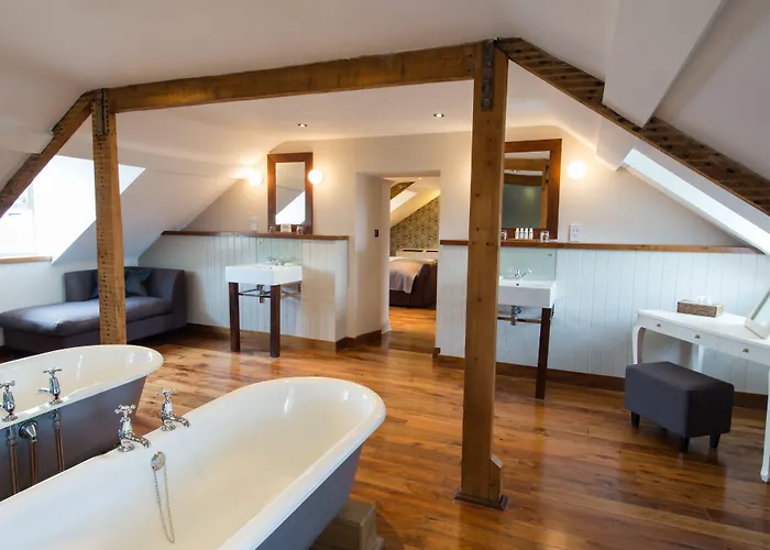 Du Vin & Bistro Hotel 4*